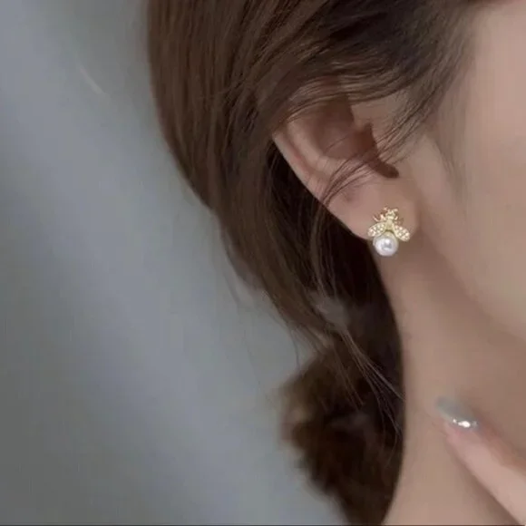 Gold Pearl Bee Stud Earrings - Picture 3 of 5